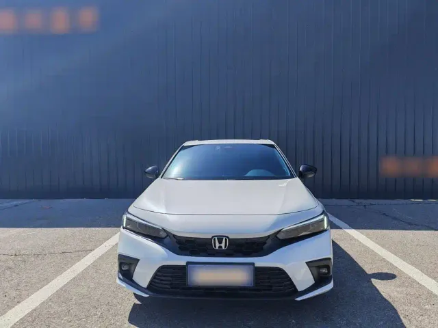 Honda Civic — Фото автомобиля 2