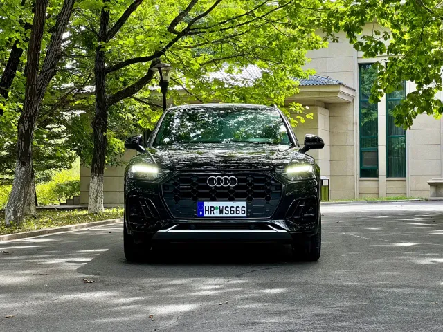 Audi Q5L — Фото автомобиля 4