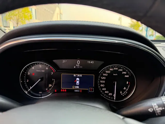Cadillac CT5 — Фото автомобиля 7