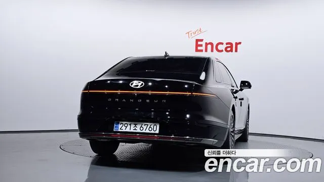 Hyundai Grandeur GN7 — Фото автомобиля 4