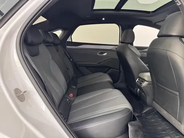 BYD Qin L — Фото автомобиля 11