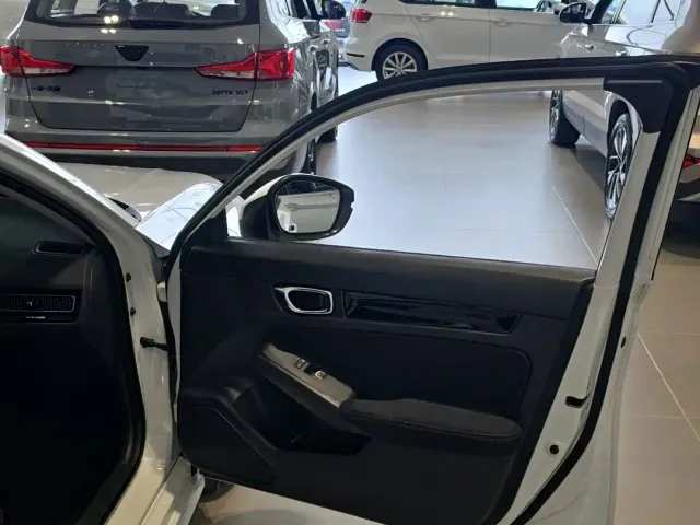 Honda Civic — Фото автомобиля 8