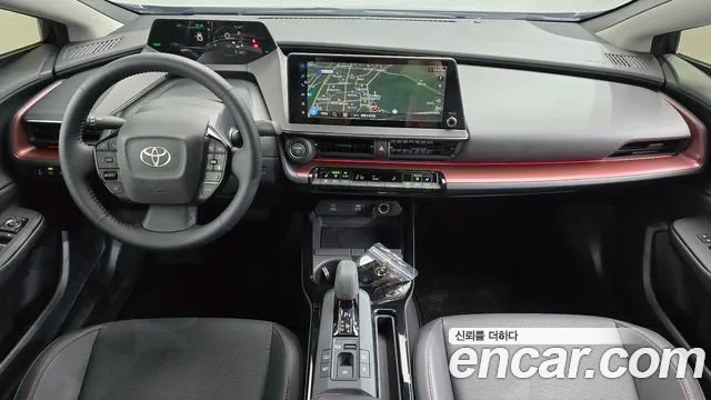 Toyota Prius Generation 5 — Фото автомобиля 6