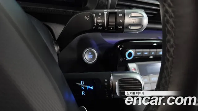 Hyundai Casper Electric — Фото автомобиля 12
