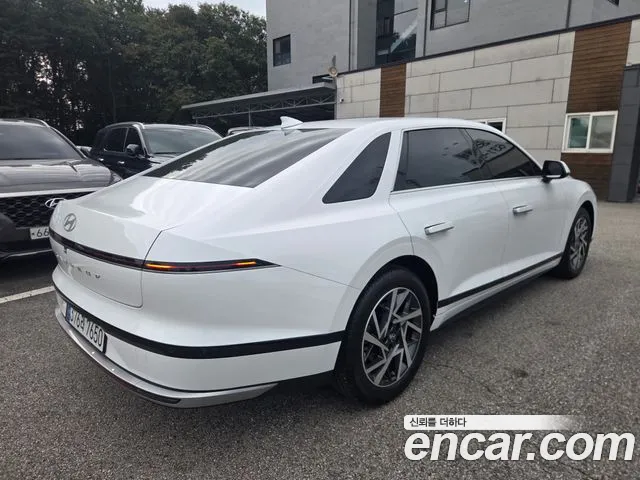 Hyundai Grandeur GN7 — Фото автомобиля 5