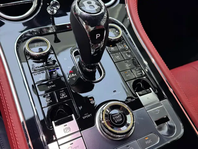 Bentley Continental — Фото автомобиля 16