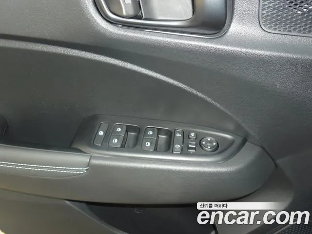 Hyundai Venue Venue 1.6 Flux — Фото автомобиля 9