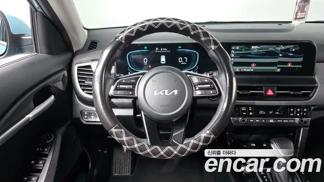 Kia Seltos New — Фото автомобиля 12