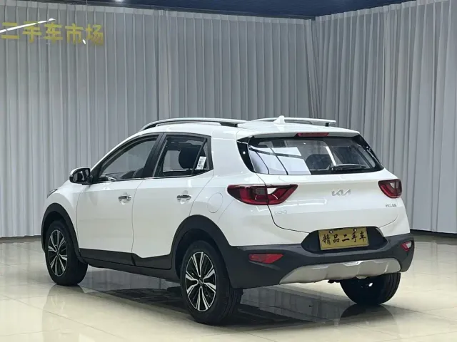 Kia KX1 — Фото автомобиля 5