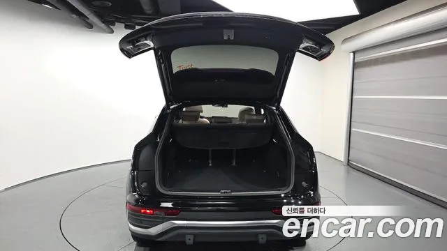 Audi Q5 40 TDI quattro Sportback Premium — Фото автомобиля 20