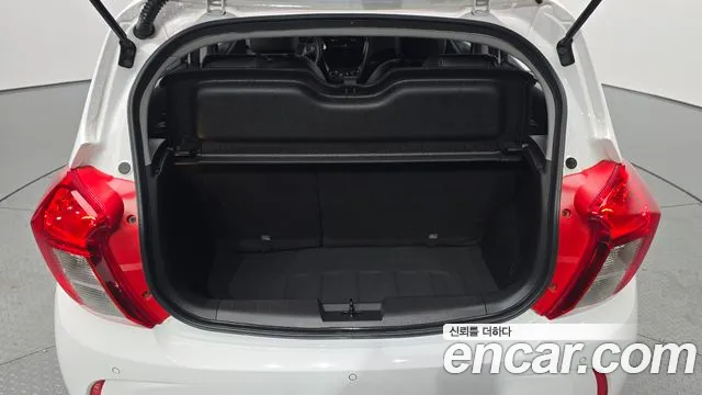 Chevrolet Spark — Фото автомобиля 24