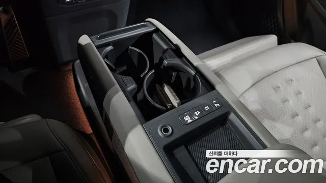 Kia EV9 — Фото автомобиля 7