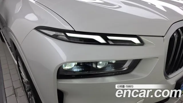 BMW X7 — Фото автомобиля 21