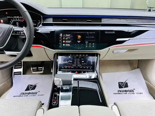 Audi A8 — Фото автомобиля 12