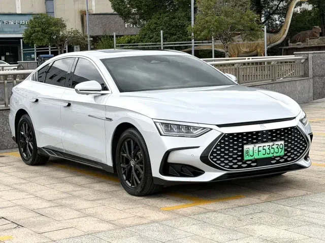 BYD Han — Фото автомобиля 3