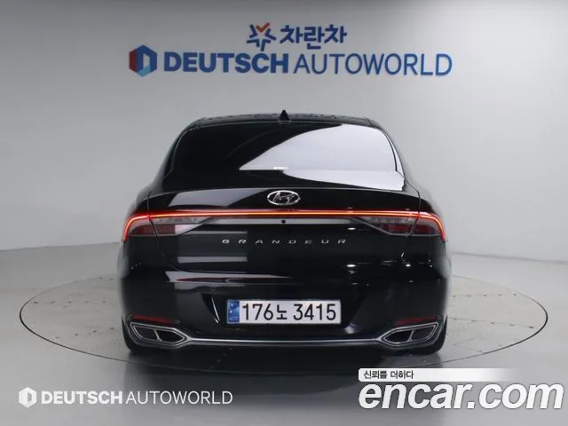 Hyundai Grandeur (New) Hybrid — Фото автомобиля 4