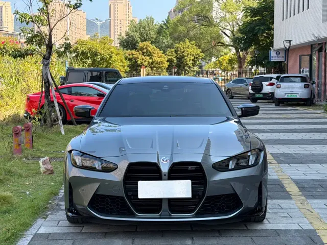 BMW M4 — Фото автомобиля 2