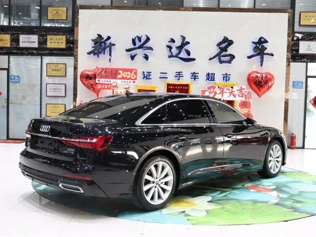 Audi A6L — Фото автомобиля 5