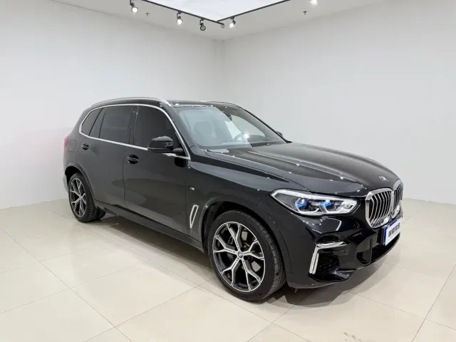 BMW X5 — Фото автомобиля 3
