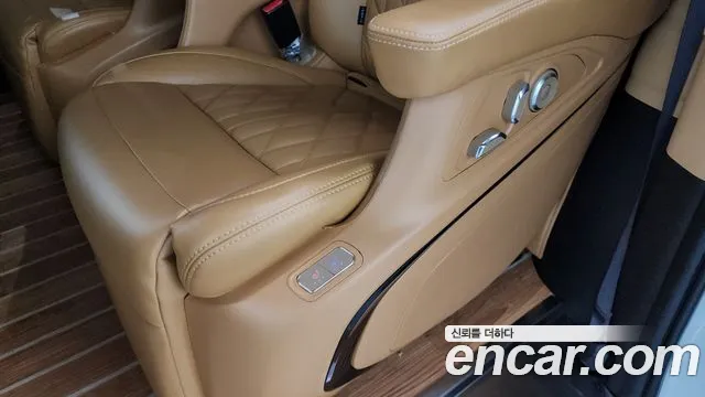 Kia Canival Carnival 4 поколение Дизель 9 мест Signature — Фото автомобиля 18