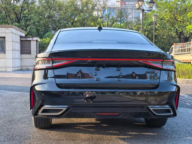 Chery Arrizo 8 — Фото автомобиля 12