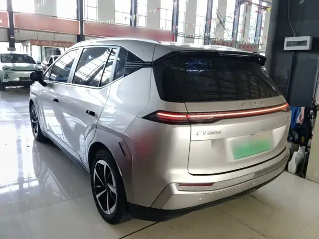 GAC Aion Y — Фото автомобиля 4