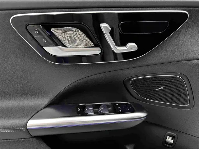 Mercedes-Benz C-Class — Фото автомобиля 21