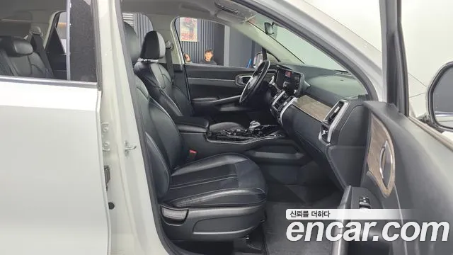 Kia Sorento Sorento 4-е поколение Бензин 2.5T 2WD — Фото автомобиля 11