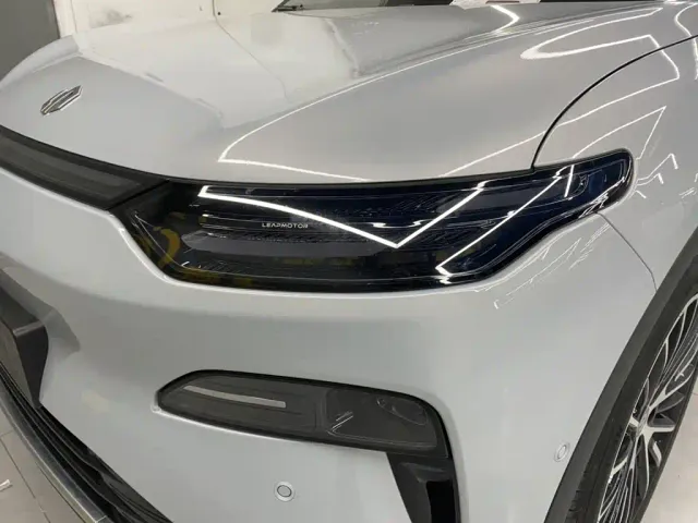 Leapmotor C11 — Фото автомобиля 3