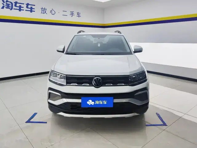 Volkswagen T-Cross — Фото автомобиля 2