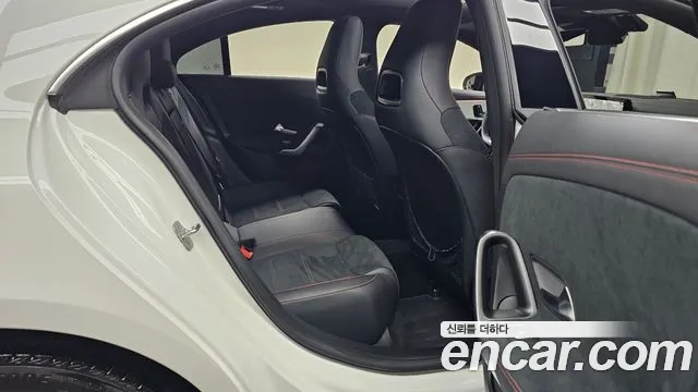 Mercedes-Benz CLA-Class — Фото автомобиля 11
