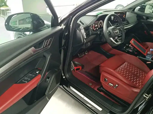 Audi Q5L — Фото автомобиля 15