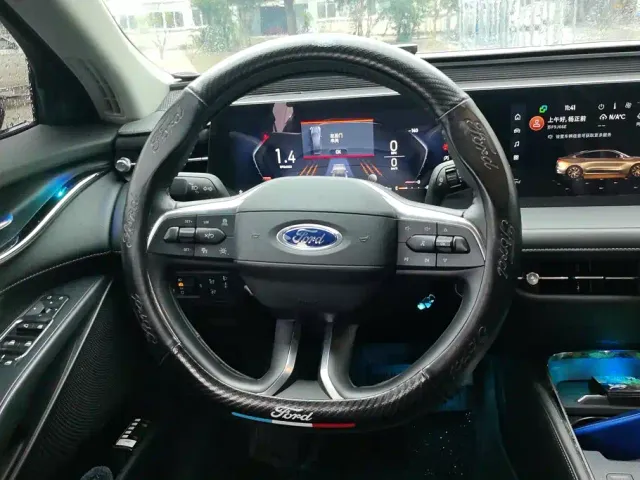 Ford Mondeo — Фото автомобиля 15