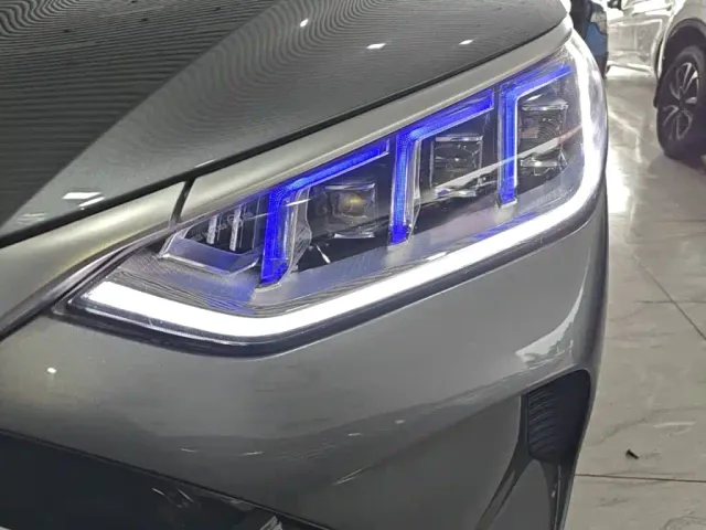 BYD Song PLUS — Фото автомобиля 23