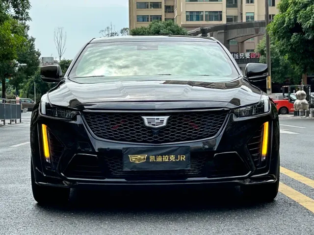 Cadillac CT5 — Фото автомобиля 2