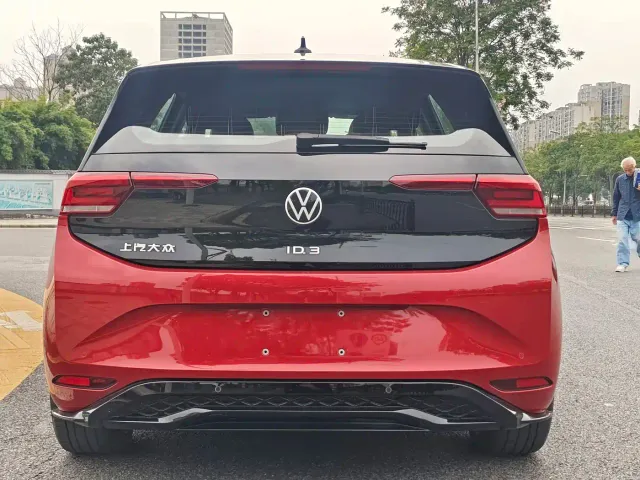 Volkswagen ID.3 — Фото автомобиля 5