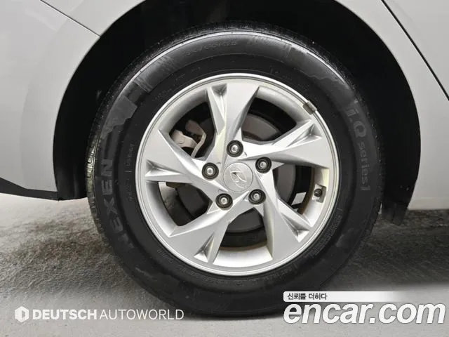 Hyundai Avante CN7 — Фото автомобиля 20