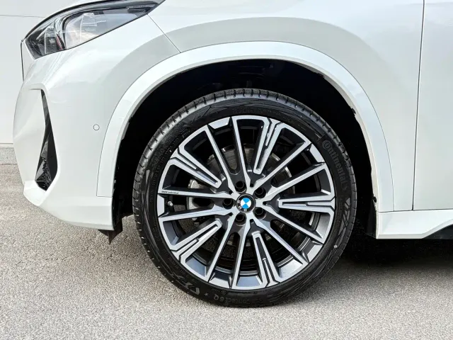 BMW X1 — Фото автомобиля 23