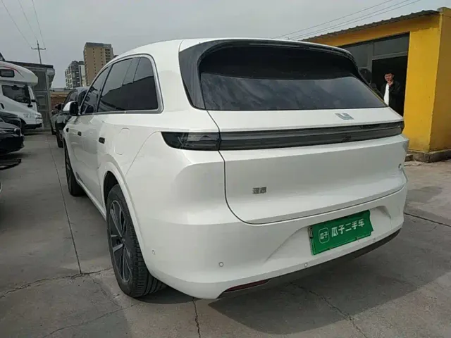 Li Auto L6 — Фото автомобиля 4