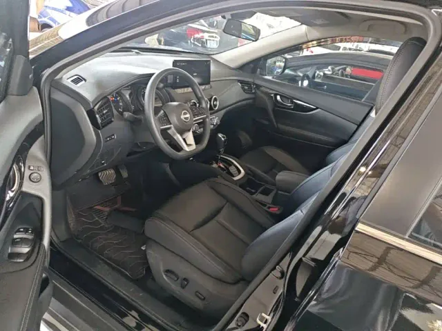 Nissan X-Trail — Фото автомобиля 14