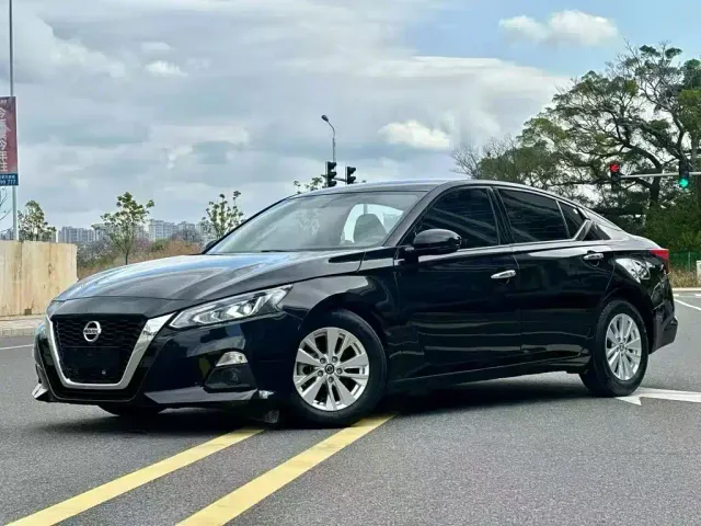 Фотография автомобиля — Nissan Teana