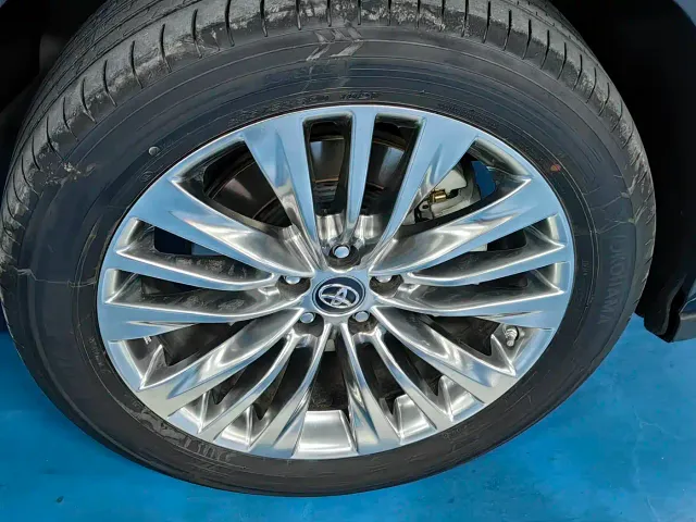 Toyota Highlander — Фото автомобиля 14