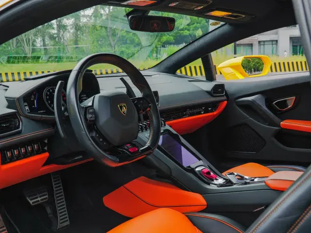 Lamborghini Huracan — Фото автомобиля 6