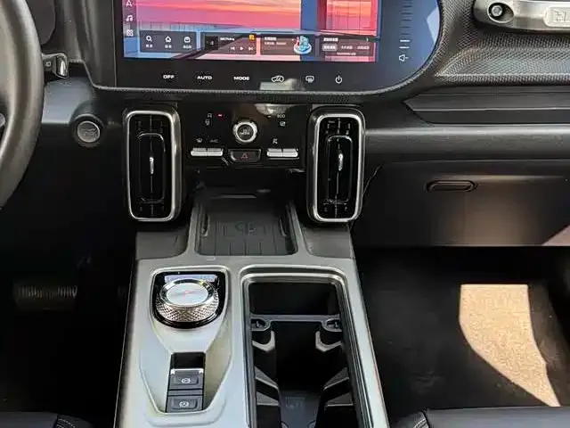 Haval Big Dog — Фото автомобиля 7