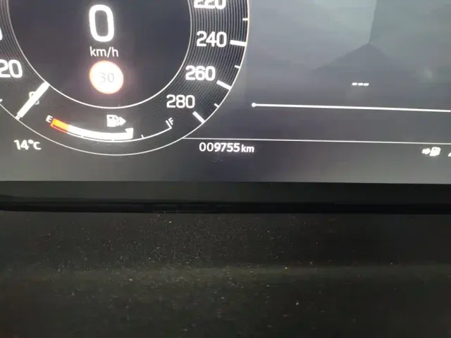 Land Rover Discovery Sport — Фото автомобиля 13