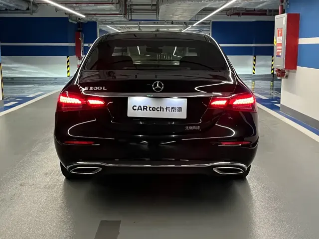Mercedes-Benz Mercedes-Benz E-Class 2023 E 260 L — Фото автомобиля 20
