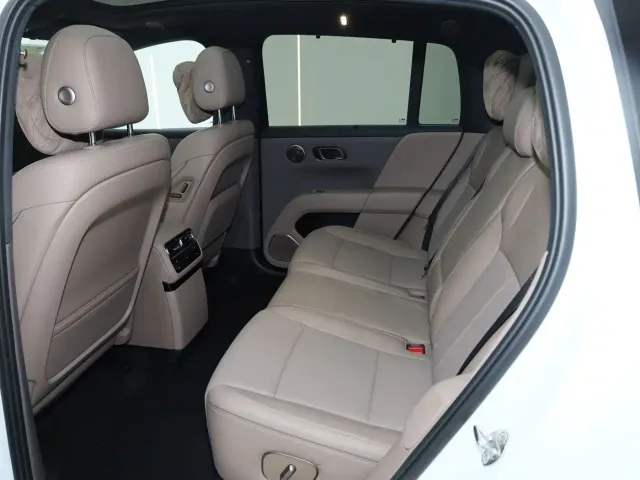 Li Auto i6 — Фото автомобиля 14