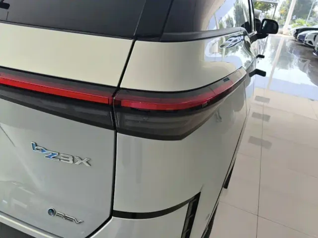 Toyota BoZhi 3X — Фото автомобиля 7
