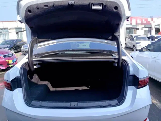 BYD Qin PLUS — Фото автомобиля 18