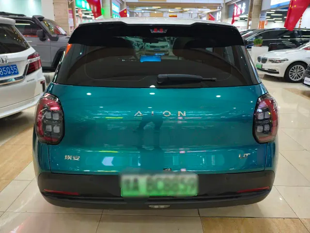 GAC Aion UT — Фото автомобиля 8